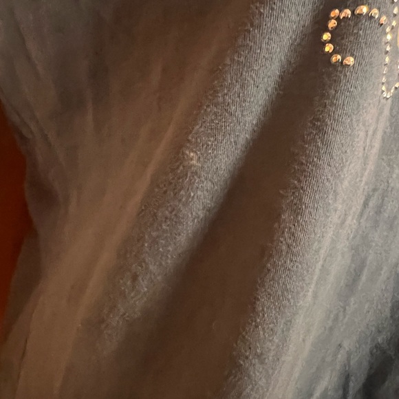 Levi’s Red Tab cotton embellished long-sleeved tshirt. Super cute & soft. XL. - Picture 9 of 10